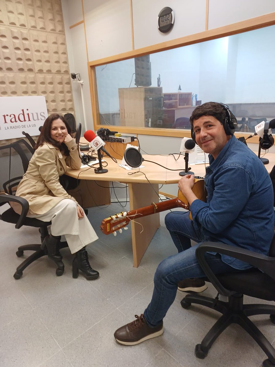 Ya está disponible en RadiUS el octavo episodio de Las Cosas de Sevilla, donde el músico, compositor y guitarrista Jose Muñoz , Niño La Isla, nos acompaña para hablar de la Feria de Sevilla, su idiosincrasia y su influencia en nuestra cultura.

ivoox.com/episodio-01x08…