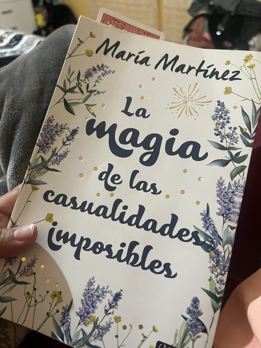 LauRivGr's tweet photo. 2do libro del año, lo presumo porq jamás había podido terminar uno.🤓 https://t.co/hPXncsA3Ur