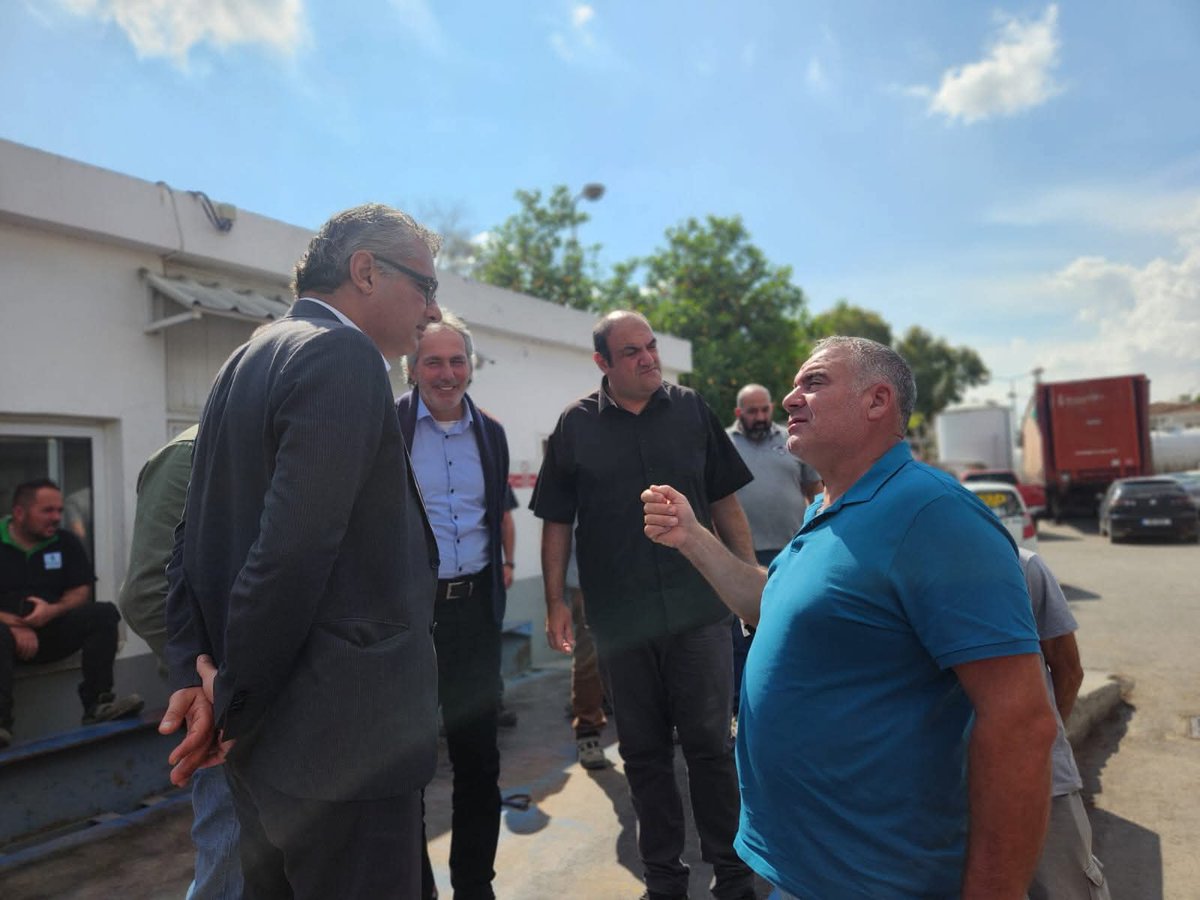 devrimkibris's tweet image. 🟢 Bu ülkede ve Binboğa Yem Fabrikası'nda üretimi bitirmenize asla izin vermeyeceğiz.
🔴 Çalışanlar ve üreticiler ile birlikte kurumlarımıza sahip çıkacak onları yaşatacağız...
#Gidecekler #BizDüzelteceğiz #CTP