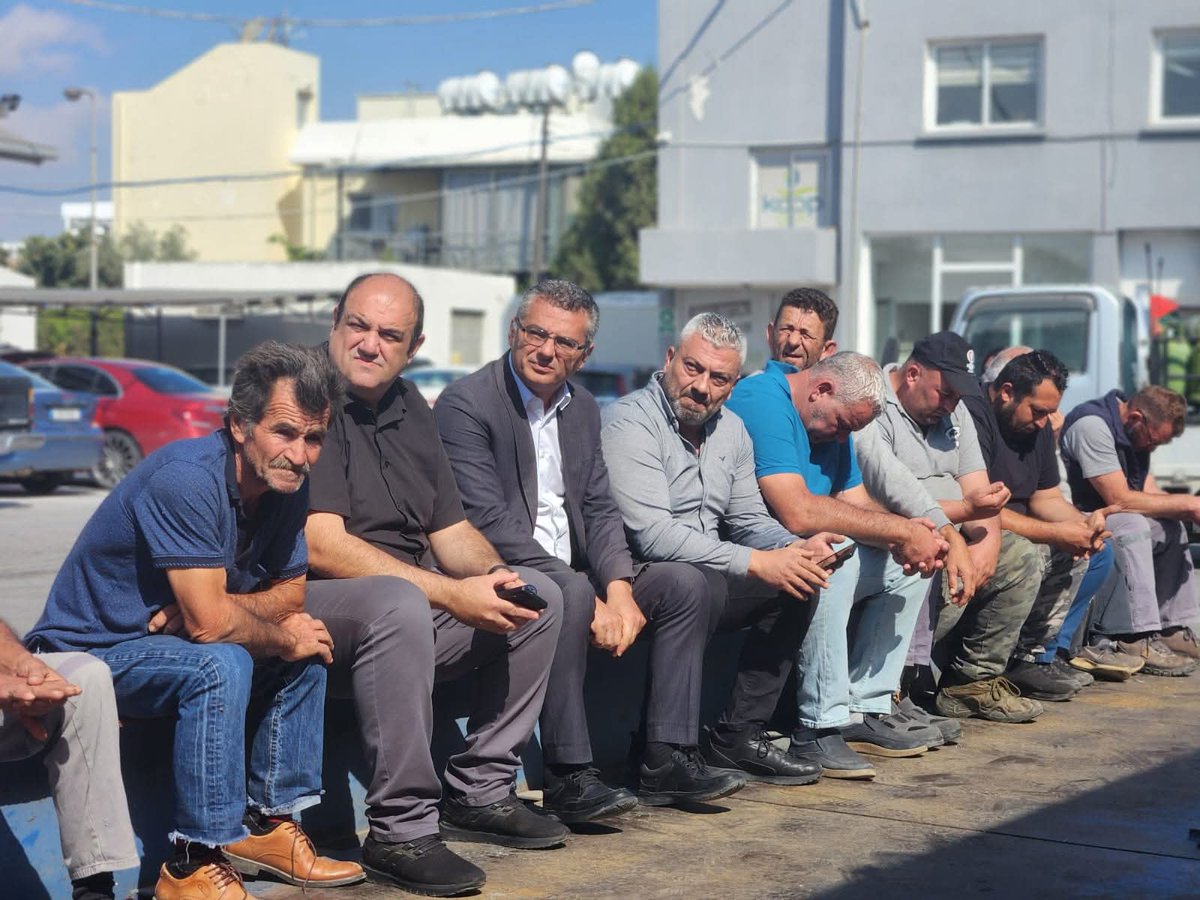 devrimkibris's tweet image. 🟢 Bu ülkede ve Binboğa Yem Fabrikası'nda üretimi bitirmenize asla izin vermeyeceğiz.
🔴 Çalışanlar ve üreticiler ile birlikte kurumlarımıza sahip çıkacak onları yaşatacağız...
#Gidecekler #BizDüzelteceğiz #CTP