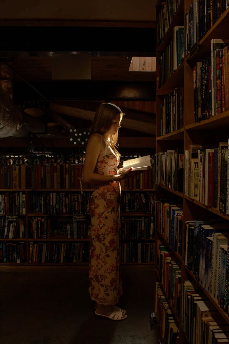 #leer GRANDES #ESCRITORAS <a href="/pilarescritora/">Pilar González Álvarez</a> <a href="/SandraEstevezC/">Sandra Estévez</a> <a href="/MaldonadoMerche/">MERCHE MALDONADO</a> <a href="/EricJLagarrigue/">Eric Lagarrigue</a> <a href="/ConchiAragonP/">Conchi Aragón</a> <a href="/zaidacastillo51/">Zaida Castillo</a> <a href="/AndresFornells/">Andrés Fornells</a> @romemoria <a href="/AOrozcoGuerrero/">Antonio Orozco Guerrero</a> <a href="/BlancaMiosi/">Blanca Miosi</a> <a href="/UdLaney/">Ulises de Laney</a> <a href="/CeliaVelasco1/">Celia Velasco-Saori</a> <a href="/DZaplana/">David Zaplana</a> <a href="/rayoguzmanc/">Rayo Guzmán 🇲🇽 🇫🇷</a> <a href="/COZDENE/">Carlos Ortiz de Zárate</a> <a href="/BallabrigaAna/">Ana Ballabriga</a> <a href="/DesyEscritora/">Desirée P. Pérez 📖 ✍</a> <a href="/HelenFlix/">Helen Flix</a>