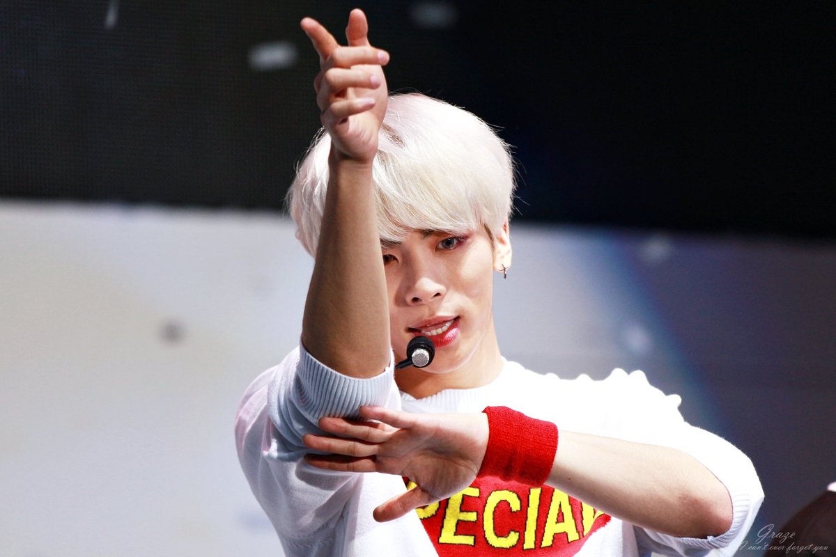 150528
#종현 #샤이니 #JONGHYUN #SHINee