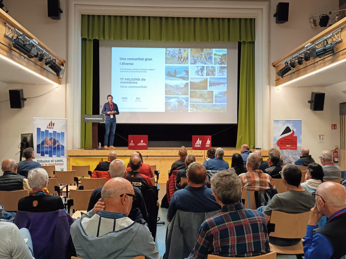 FEEC_cat's tweet photo. Encetem el darrer dia del #congrésexcursionista ⛰️

🎙️ Presentació del nou canal de @wikiloc de la #FEEC, amb Mauri Carbó (Wikiloc), i Josep Casanovas, vicepresident i cap de l'Àrea de Territori de la #FEEC.

#sentlamuntanya #sommuntanya https://t.co/ngMtErsC9n