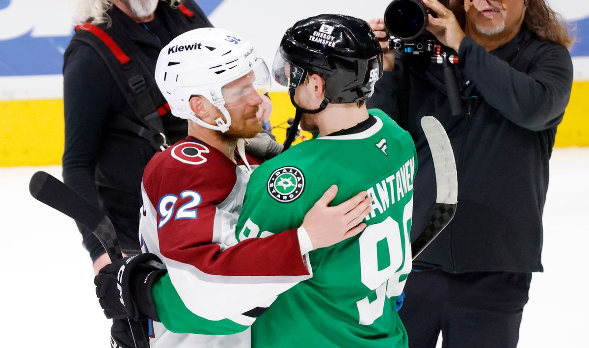 Playoff pandemonium: See photos as Stars complete season-saving comeback at AAC 👀😱📸

Gallery: dallasnews.com/sports/stars/2…