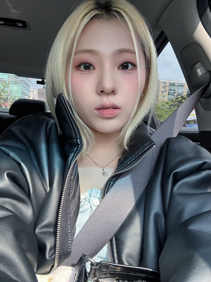 황금연휴중🎡✈️

#ICHILLIN #아이칠린 #CHAERIN #채린