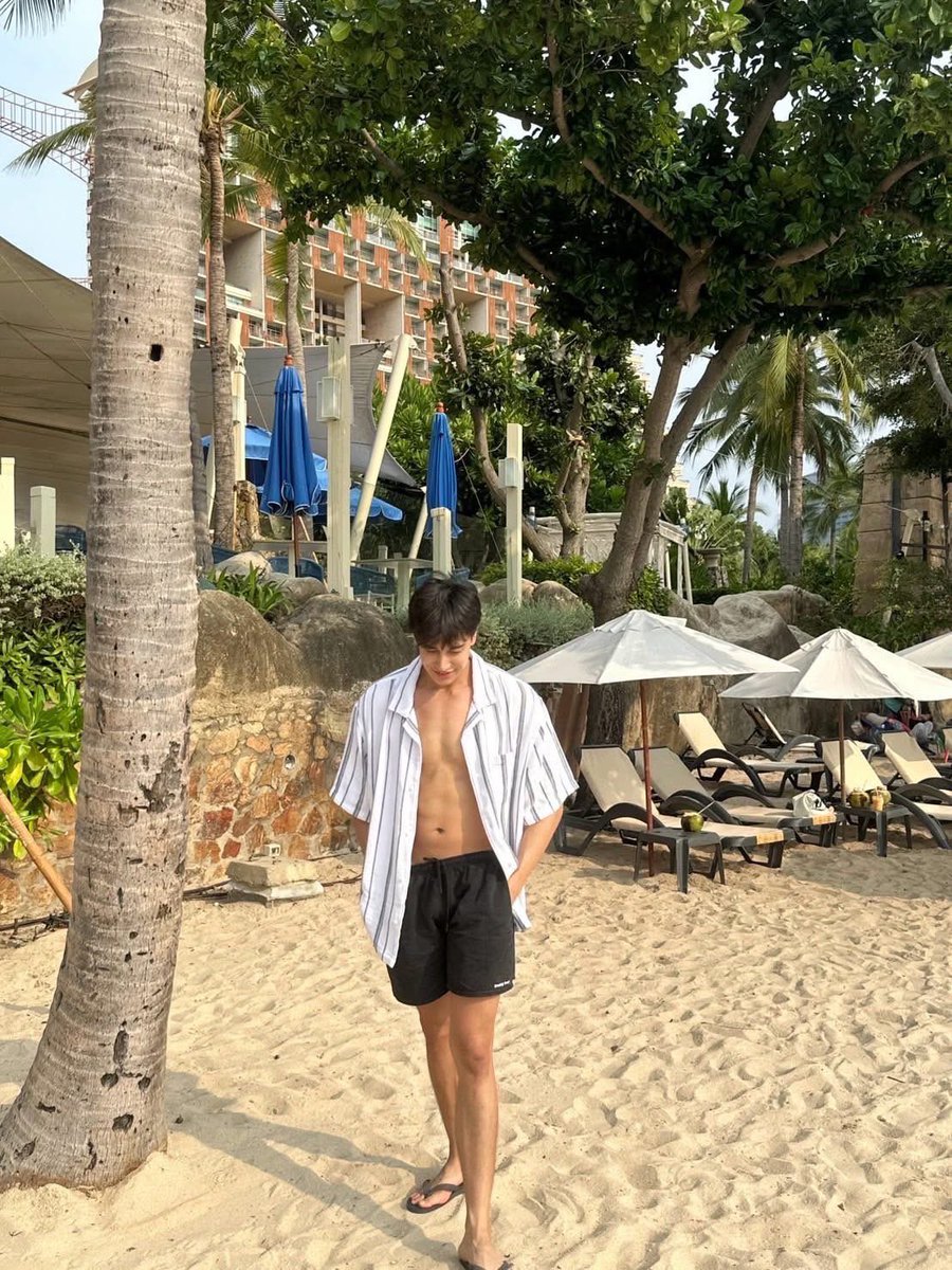 kusexyboy's tweet photo. "อยากกินน้ำมะพร้าว สะอาด ๆ" 💚💦🥥🌴
-เชลล์ ธกฤต
IG : @shell_thakrit
#สังคมศาสตร์ #บัณฑิต #KU80 #KUSEXYBOY
#shellthakrit #ศิษย์เก่าแซ่บต้องบอกต่อ https://t.co/uECrbMemhz