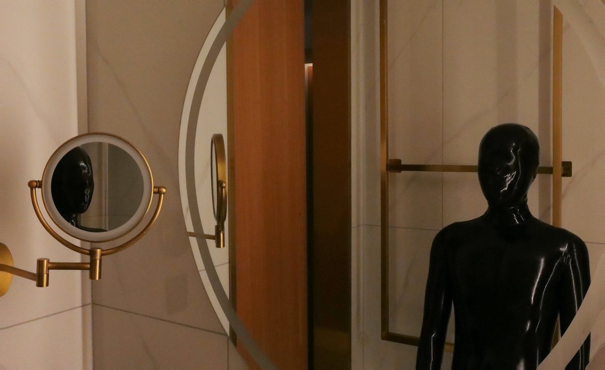 另一端<a href="/w02607655/">rubber透明</a>