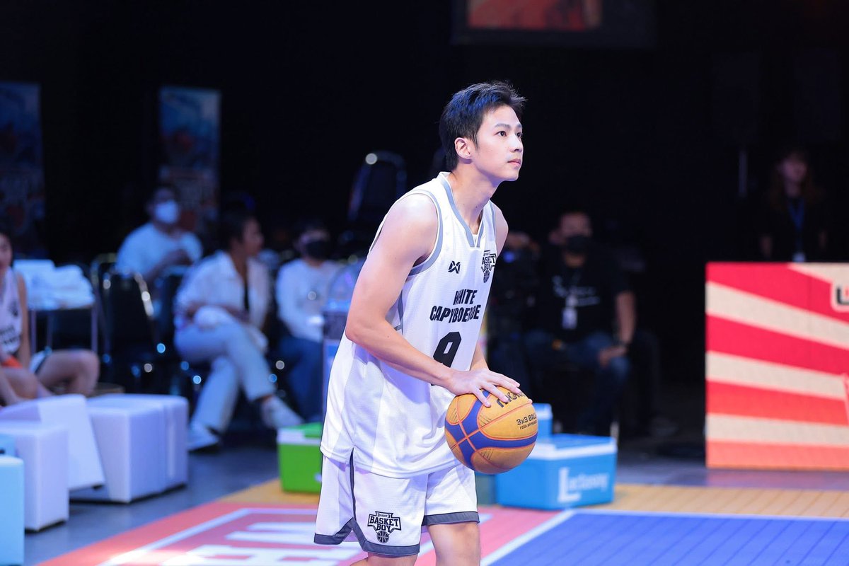 เปิดจอรอเชียร์ทีม White กันได้เลยนะ 🤍

🔗 : youtube.com/live/9qL_7GVNz…

#3FIGHT3BASKETBOY
#Bankthiti