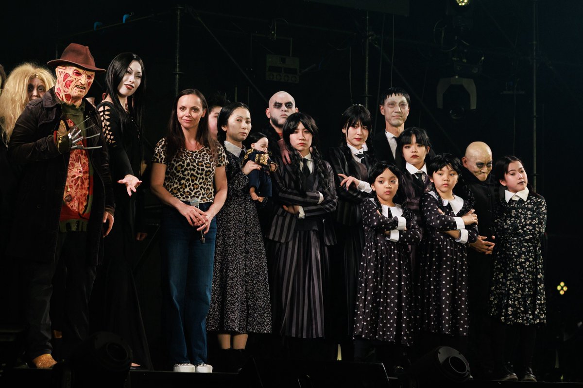 HiroshimaFreddy's tweet image. 大阪コミコン2025 コミコンホラー
会場メインステージ
「ビル・スカルスガルド招待アテンド」
「クリスティーナ・リッチ招待アテンド」
「怖コン ホラーコスプレイヤー招待アテンド」
会場中広場
「ホラーギャザリング 集合写真 代表」…