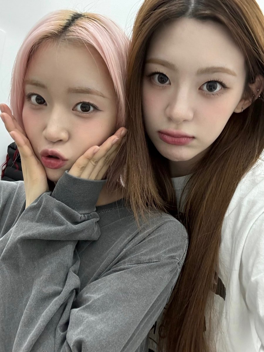 Seeun. (@aoonseeun) on Twitter photo 