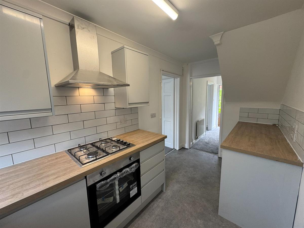 New to market - 3 Bed Terraced House, Darren Las, Merthyr Vale, Merthyr Tydfil, £850pcm. View details: smart-lettings.co.uk/propertydet.as…