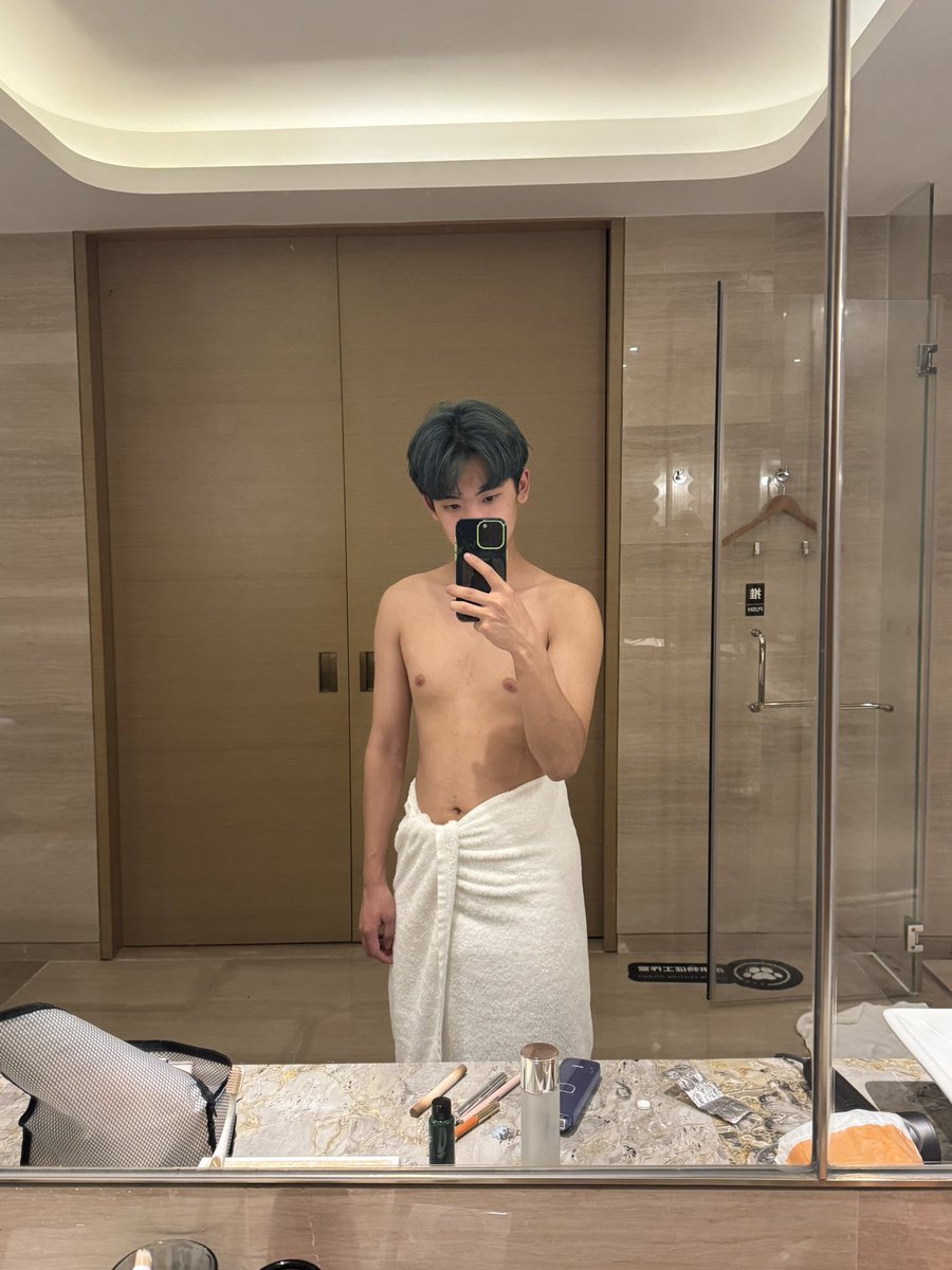 🥥coconut🥥 tweet media