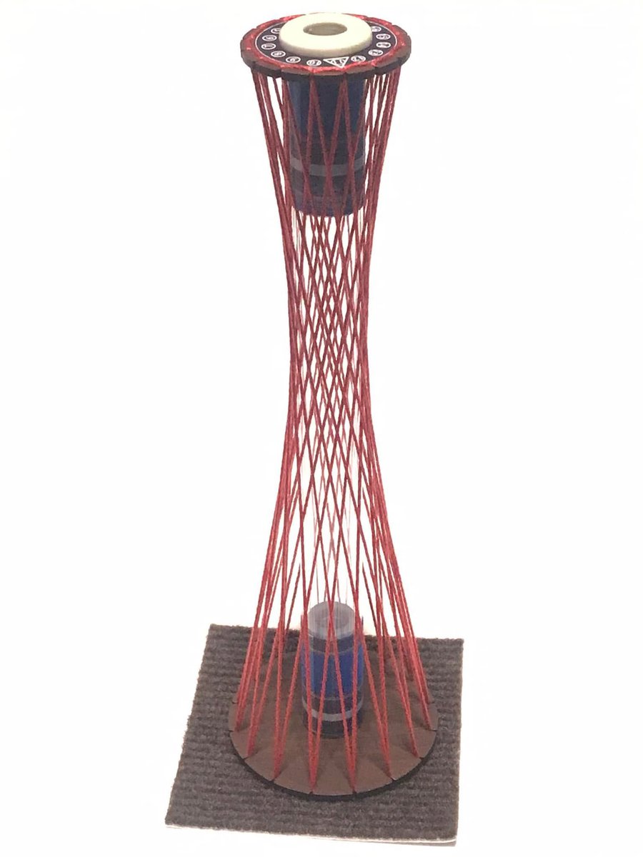 CRAFT_LeLe_'s tweet photo. 糸掛けポートタワーをリアルにデコレーションするパーツを作ってみました。
1ミリほどのフィルムをタワーに貼り付けてリングにすると、より本物に近づきます。
が、手先の細やかさが必要な作業で、出来栄えはあなた次第！
なので付属品ではなくオプションと言う位置付けでサービスしようかと考えてます https://t.co/x2S3KTzF6J