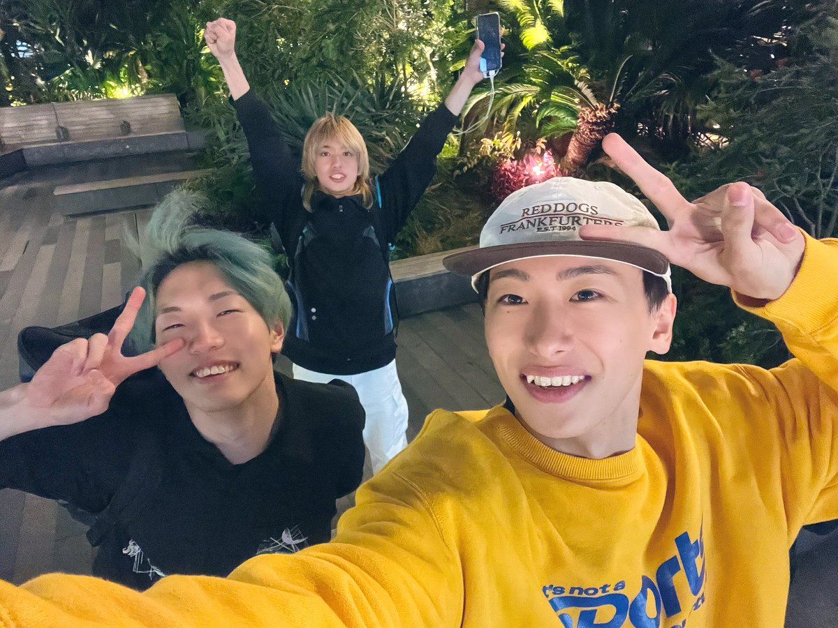 龍@10/4リアルアキバボーイズ東京体育館 (@rab_ryu) on Twitter photo RAJ GLANZがFREESTYLE SPACE準優勝。
2人ともナイス!<a href="/RAJ_Aoto/">Aoto@REAL AKIBA JUNIORZ</a> <a href="/RAJ_Haruyoshi/">悠義/HARUYOSHI @REAL AKIBA JUNIORZ</a> RAJ GLANZがFREESTYLE SPACE準優勝。
2人ともナイス!<a href="/RAJ_Aoto/">Aoto@REAL AKIBA JUNIORZ</a> <a href="/RAJ_Haruyoshi/">悠義/HARUYOSHI @REAL AKIBA JUNIORZ</a>