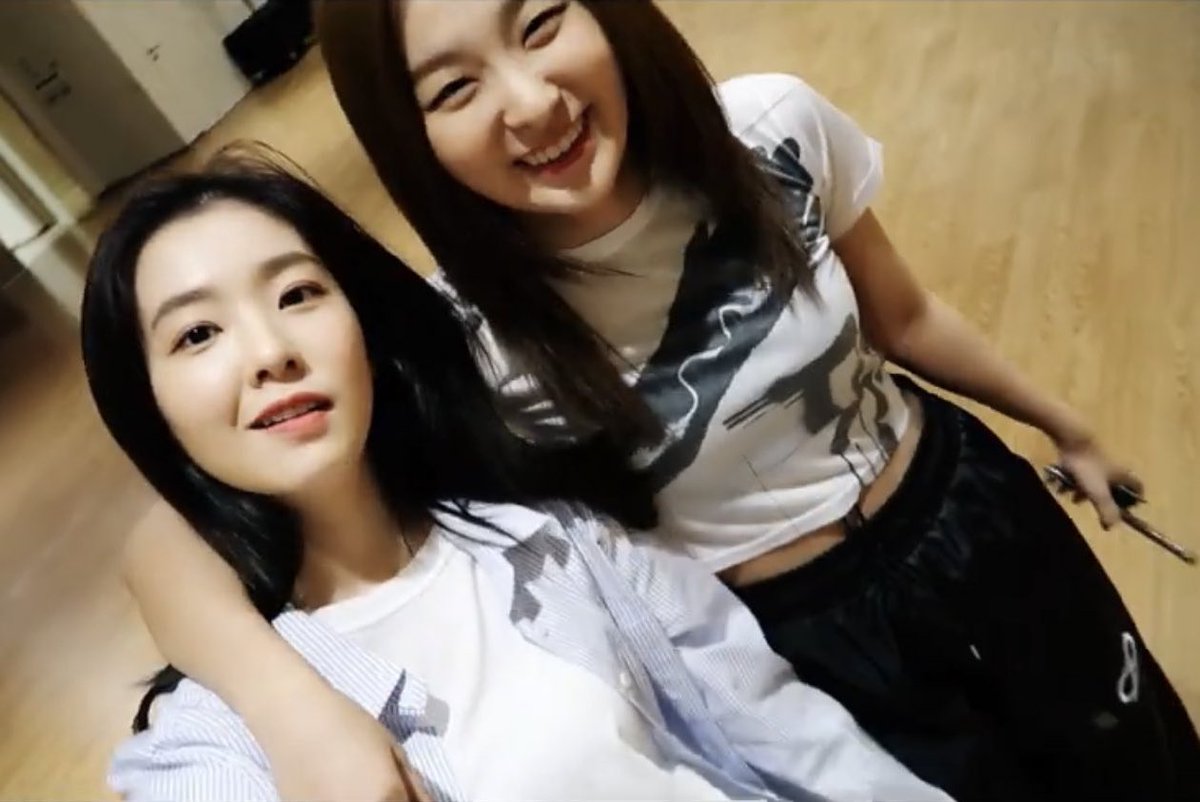 so are they dropping aseul logo tonight?