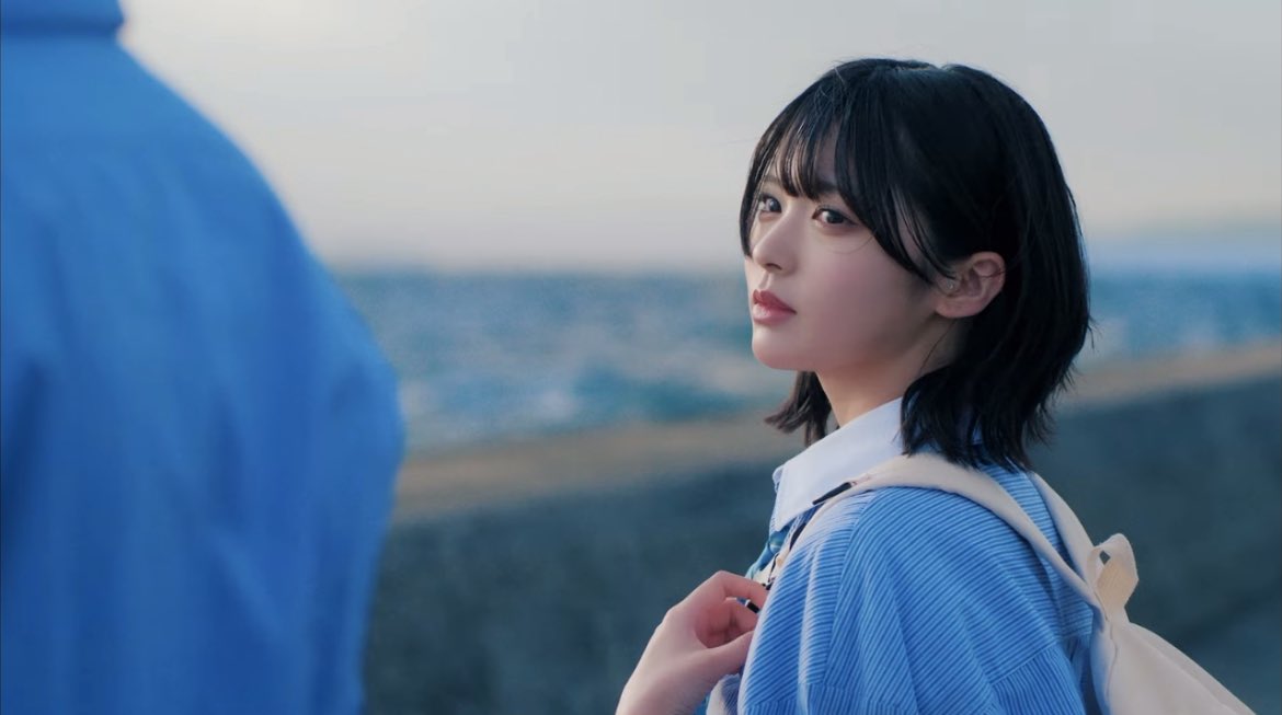 さすがになぜこのMVはあの江角怜音が片思いで結ばれないのかモヤモヤするので結ばれるバージョンでMVもっかい作りましょう

そしたらむちゃくちゃ嫉妬します