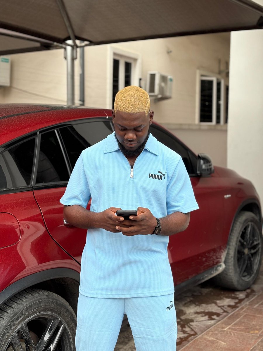 AdageorgeA's tweet image. Customer called and I answered..
Na me dey run am
No dey ask for location, just tell us to deliver..