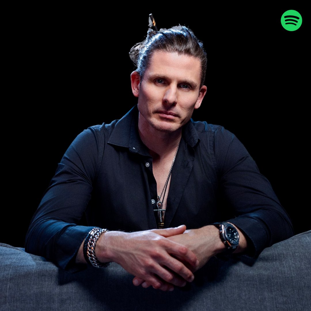 🎧 ONSTAGE playlist is live!
Trance &amp; Techno. Weekly updates.
Fresh. Loud. Unstoppable.
Follow on Spotify now!

open.spotify.com/playlist/0jYzJ…

#ArtentoDivini #TranceFamily #TechnoVibes #SpotifyPlaylist #NewMusic #Trance