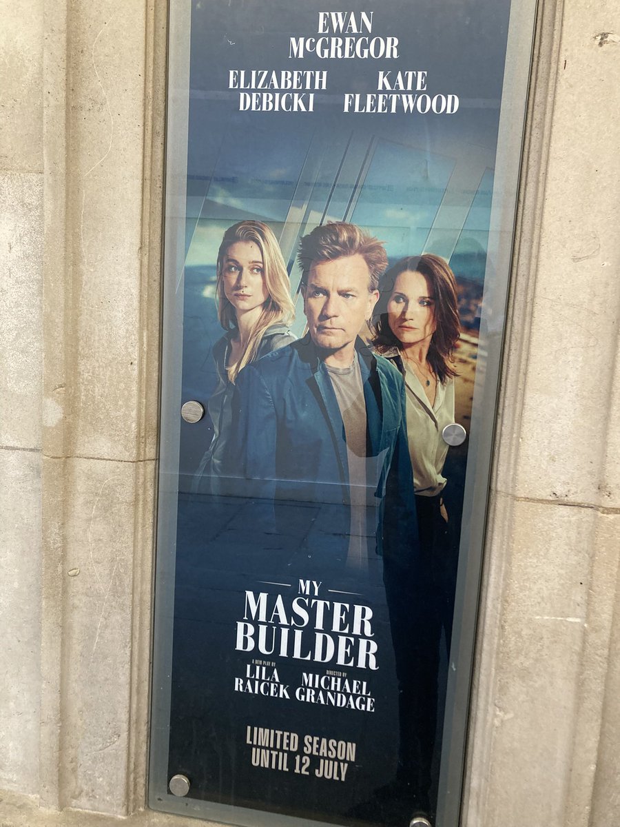 The Basic Theatre Reviewer tweet media