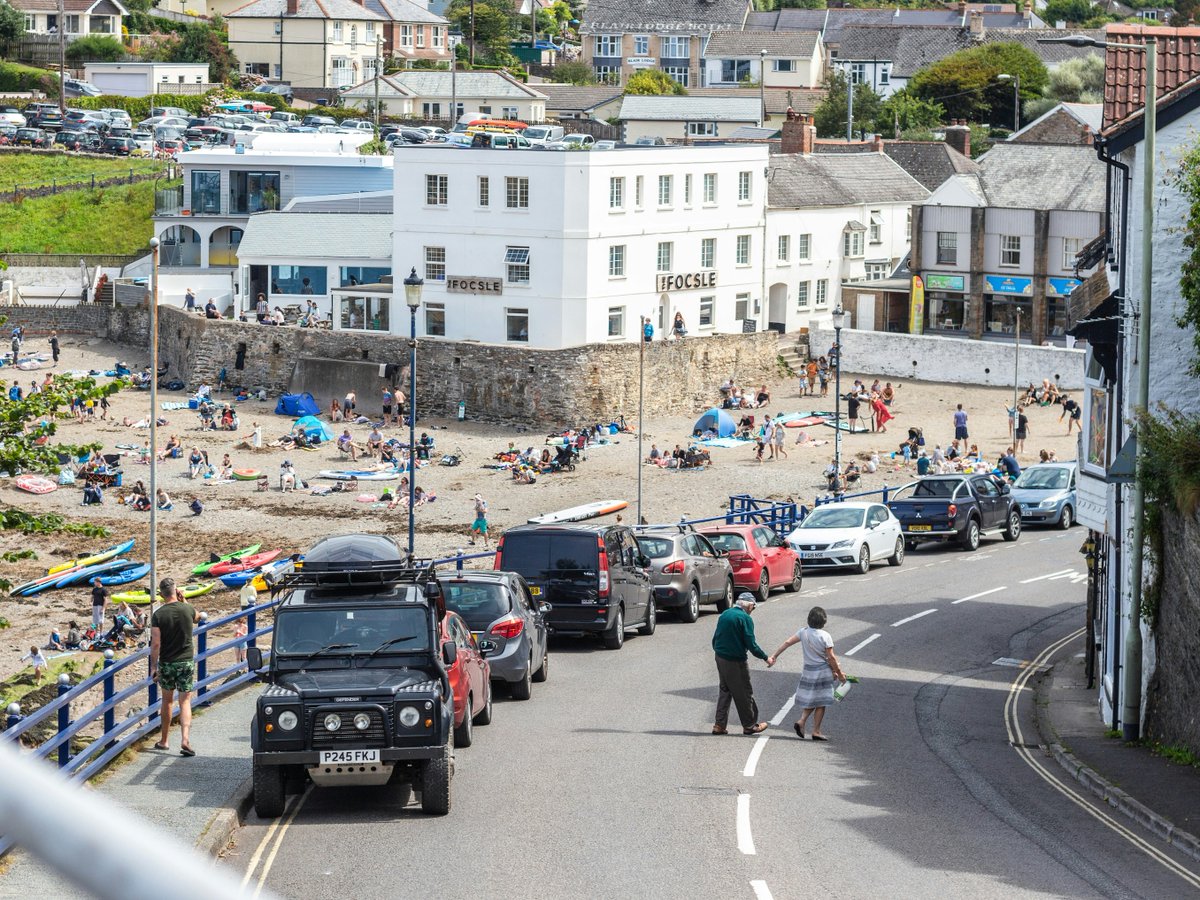 Family fun in North Devon this Bank Holiday weekend ☀️ Looking for the perfect family day out this bank holiday? 

North Devon offers a delightful mix of attractions and natural beauty to keep everyone entertained 🔗 bit.ly/43J73AU