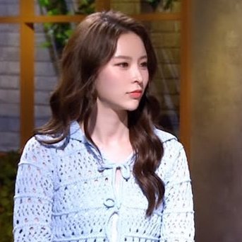 Her beautiful face 🩵

 ★ #庄锭欣 #莊錠欣 #ELKIE #엘키 #EK