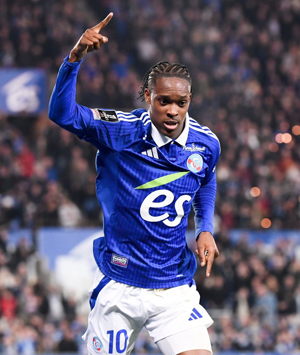 _BeFootball's tweet image. Emanuel Emegha 🇳🇱 :

« 𝗝𝗘 𝗦𝗨𝗜𝗦 𝗨𝗡 𝗔𝗧𝗧𝗔𝗤𝗨𝗔𝗡𝗧 𝗤𝗨𝗜 𝗙𝗔𝗜𝗧 𝗣𝗘𝗨𝗥 𝗔̀ 𝗧𝗢𝗨𝗦 𝗟𝗘𝗦 𝗗𝗘́𝗙𝗘𝗡𝗦𝗘𝗨𝗥𝗦. » 😤

(@telefoot_TF1)