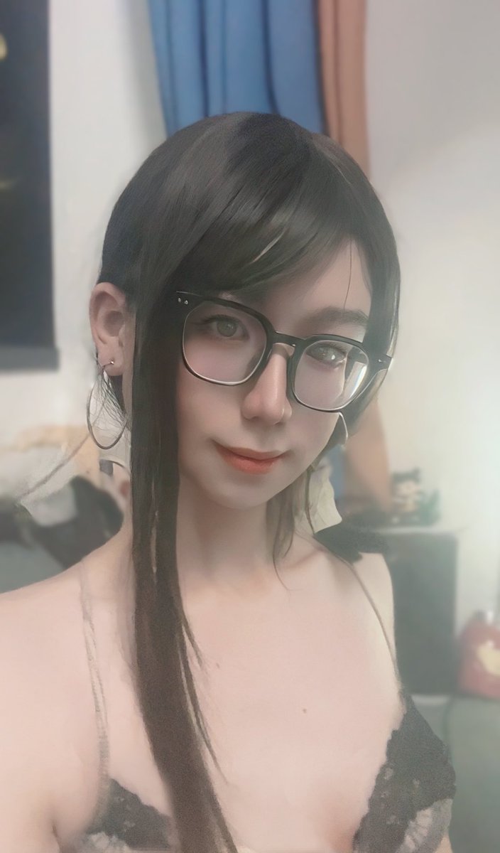 菠萝油呦 tweet media