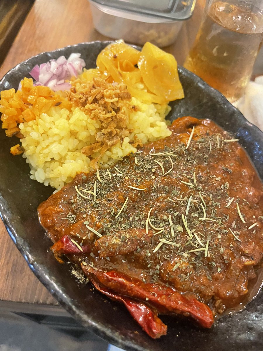 今日は息子の日だったので少し遅くなりますが19時半ごろには開きます！

朝までノンストップ！

#カレスパ
#スパイスカレー
#グリーンカレー