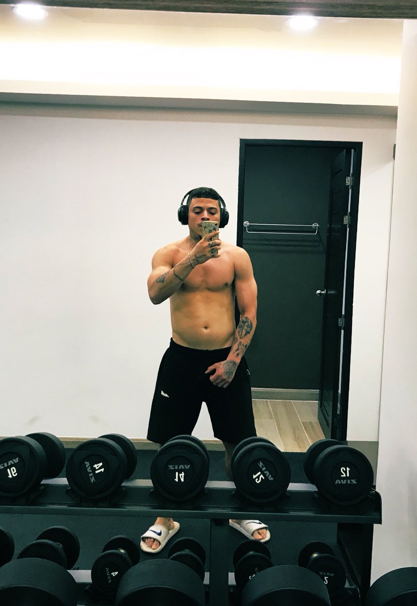lylpapy's tweet photo. Traininggg day https://t.co/88y8hpXnvy