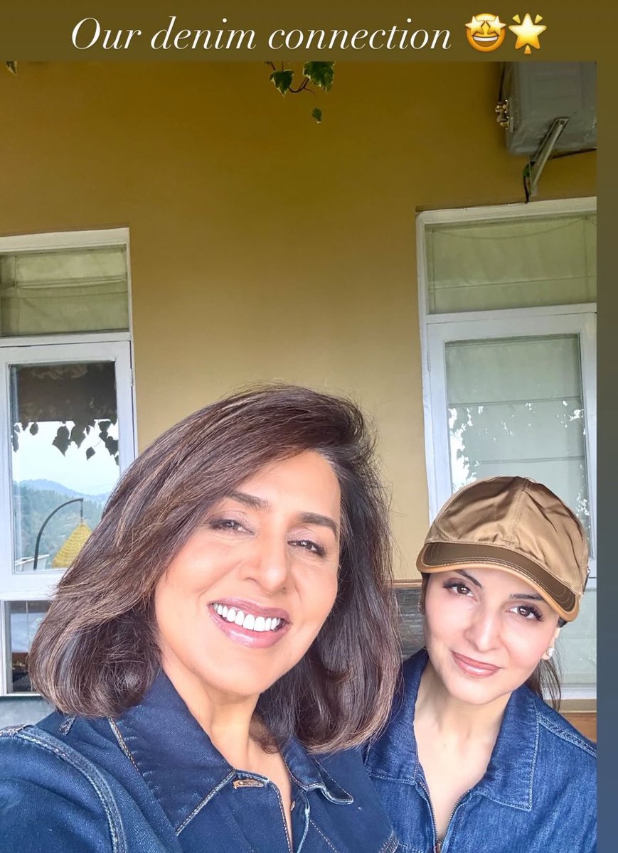 DelhiTimesTweet's tweet image. Double the style, double the charm!
#NeetuSingh and daughter #RiddhimaKapoorSahni twin in perfect sync — like mother, like daughter indeed!