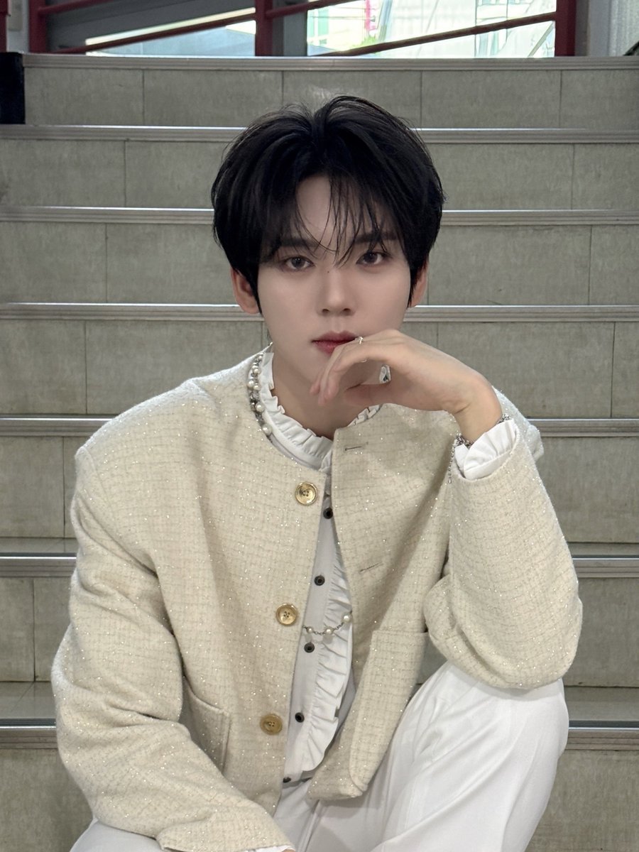 _𝗭𝗘𝗥𝗢𝗙𝗢𝗖𝗨𝗦

뽀돌왕자님과 제로즈의
동화같이 아름다운 이야기

1주년 축하해🏰

#ZEROBASEONE #ZB1
#제로베이스원