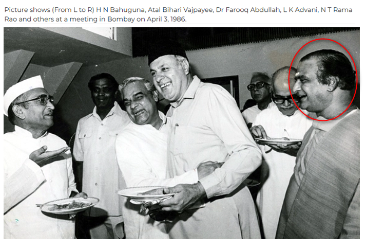 eclector1419857's tweet image. #NTR with #Vajpayee #FarooqAbdullah #Advani #Throwback