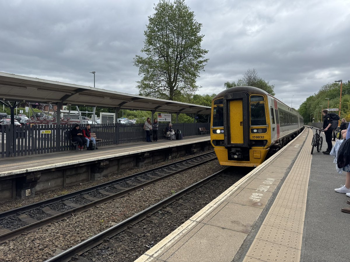 Good morning! Today’s first trip will be out to Aberystwyth on 158836+158832, before heading back into Shrewsbury.