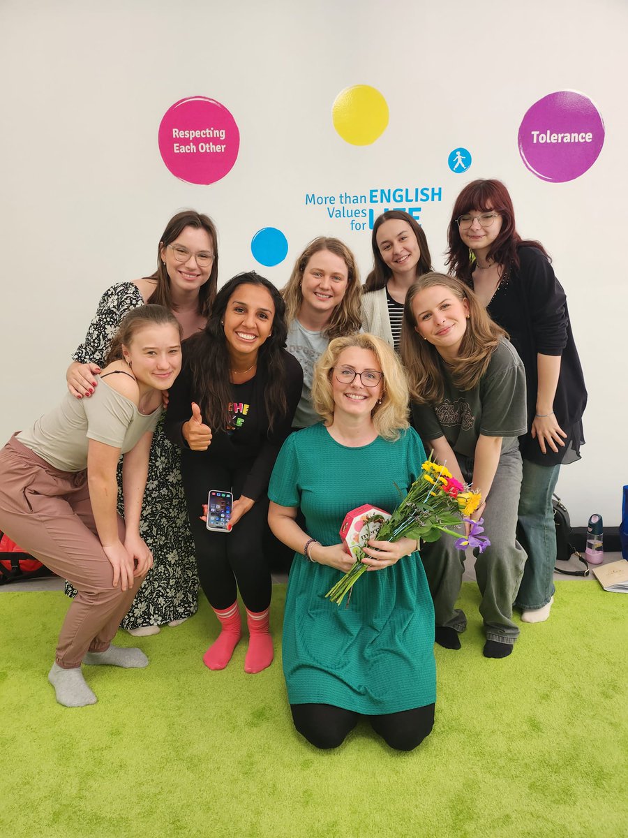 The Next Generation:
Newly trained #HelenDoron teacher from the Czech Republic, brings a unique perspective to our team. Dori, the daughter of Barbora Tosenovska, the esteemed National Franchise Manager for the Czech Republic.
Join our franchise family lnkd.in/dTBYxg6b