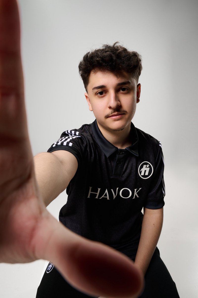 Le Maillot Prestige va bientôt disparaître ⏳ 

Il ne reste plus que des tailles XXS, XS et S. 

Il est en édition limitée, ça signifie qu’il ne reviendra plus jamais quand tout le stock sera écoulé 🤯

Craquez maintenant : teamhavok.fr 💥