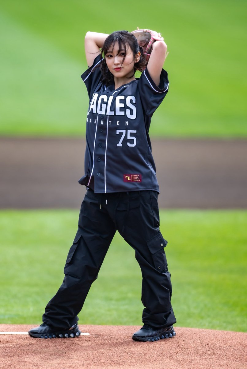 2025-05-04 矢吹奈子さん始球式 @ 楽天-オリックス戦 始球式お疲れ様