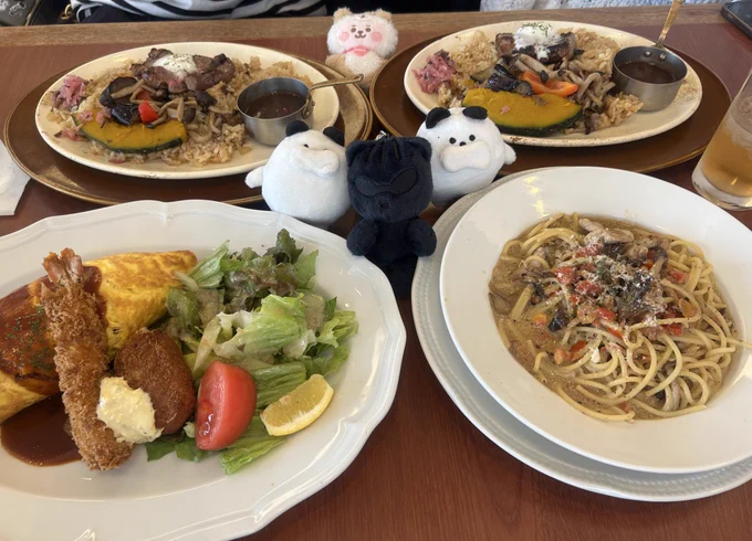 ロイホ会