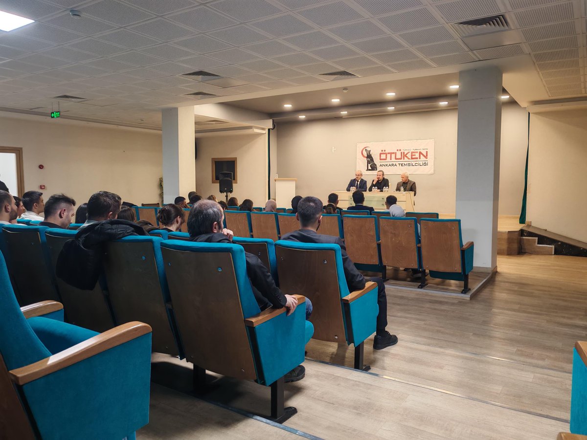 3 Mayıs’ta; Türkçülüğü sadece anmak için değil, anlamak ve yaşamak için toplandık.

Bu anlamlı gün vesilesiyle düzenlediğimiz panelde;
Türkçülüğün ilmî temelleri, tarihî mücadelesi ve çağdaş sorumlulukları
kıymetli isimlerin katkılarıyla ele alındı.

– Prof. Dr. Bilgehan Atsız