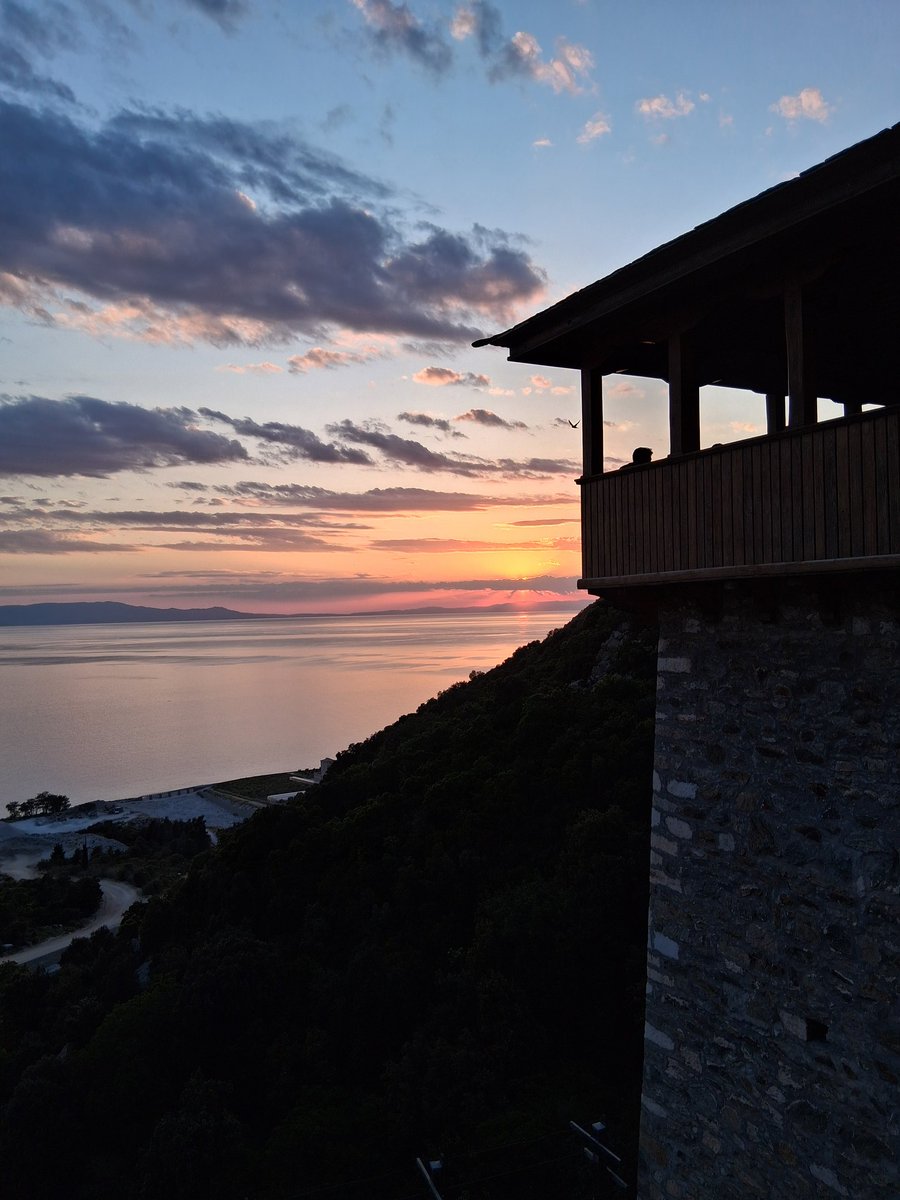 IoannisBotsas's tweet image. Ιερά Μονή Διονυσίου και Ιερά Μονή Αγίου Παύλου
Άγιον Όρος