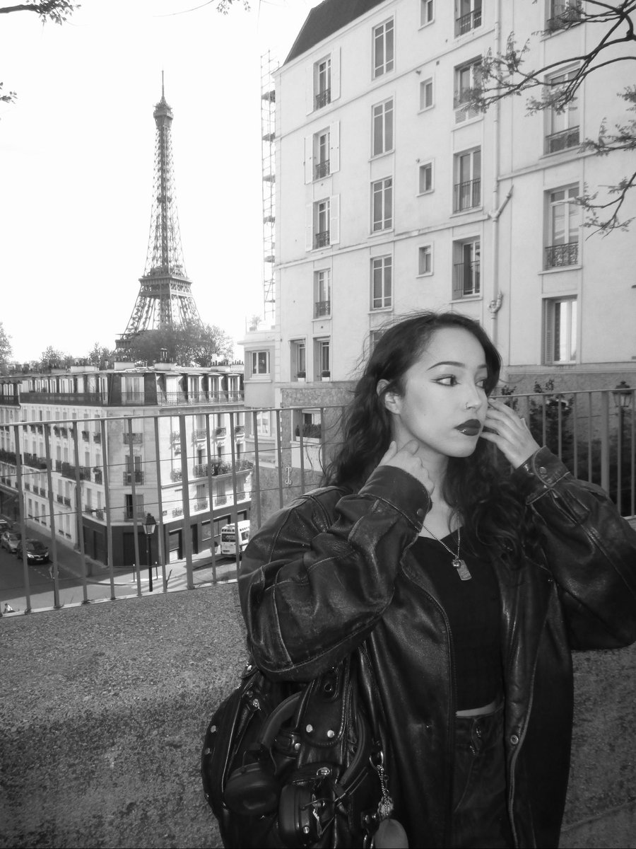 127RllZE's tweet photo. 💂🏼🐈‍⬛🗯️🗼

#briizeselcaday #bsd #SOHEE https://t.co/iUZCcOPa0B