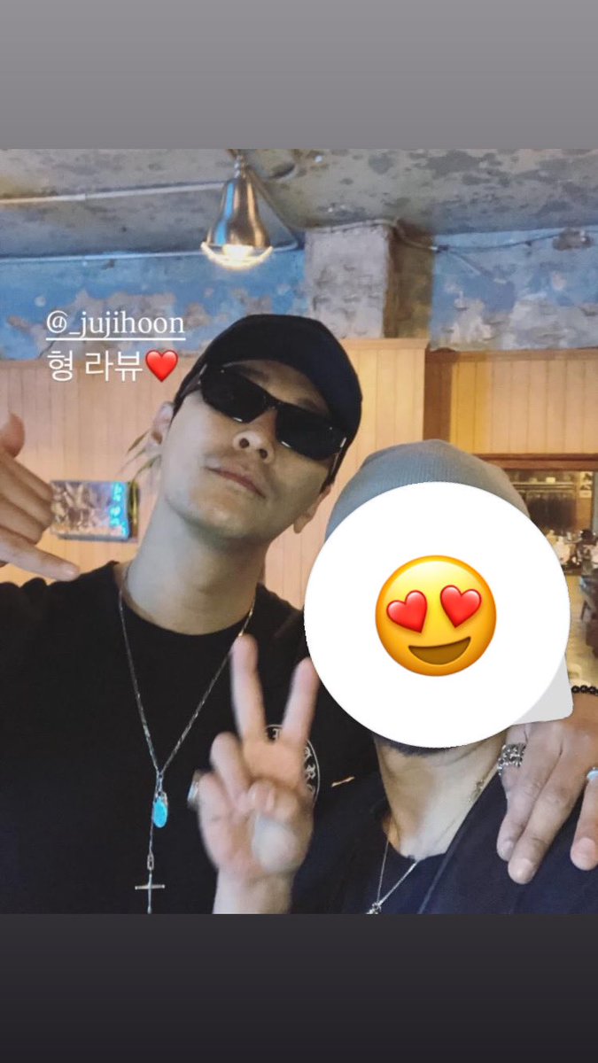 haluinjujihoon's tweet photo. 🤙🏻 #JuJiHoon https://t.co/2zRFInswlt