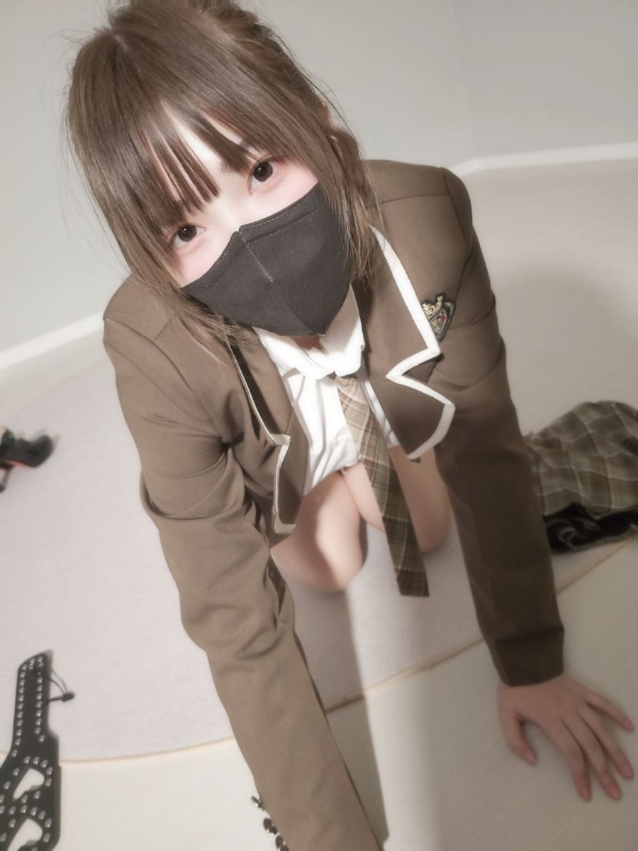 毎週日曜日に日本語でツイートします。私を性奴隷として見ているか、かわいい女の子として見ているかに関わらず、メッセージを残してチャットしてください。リツイートして応援していただけると嬉しいです❤️
#調教 #女m #服從 https://t.co/KSuEBoJapM