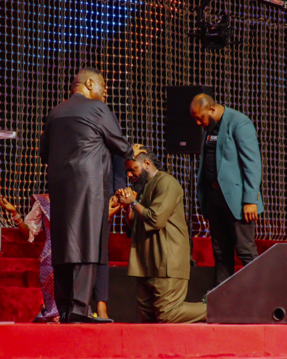 iamthatpj's tweet image. 02.05.2025

Still taking it all in!! 

Honored and grateful 🙏🏽 @drmikeokonkwo &amp;amp; @drpeaceokonkwo.

What a night.

#WEC2025 #OverflowSeason #TFOLC