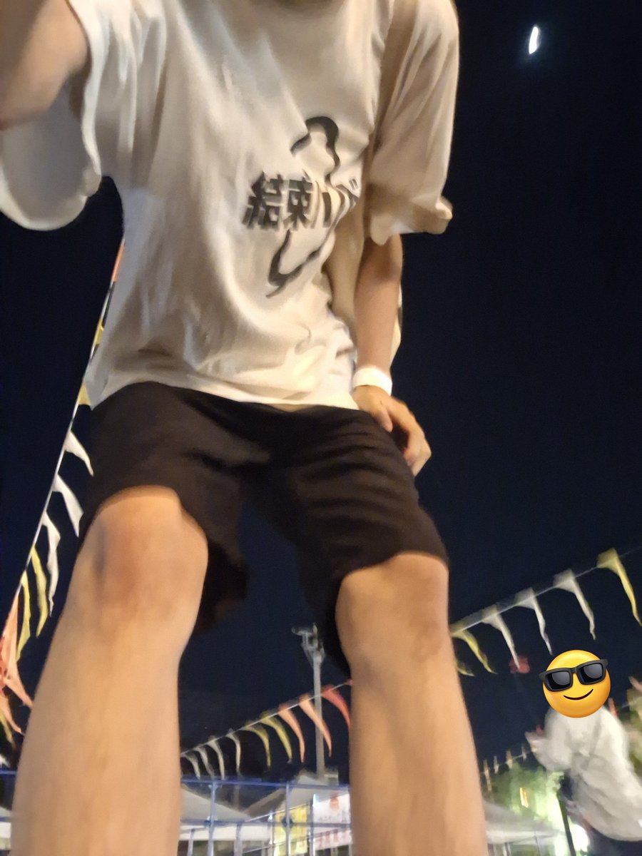 gappi_194's tweet image. JJ半袖半ズボン寒すぎて今これ