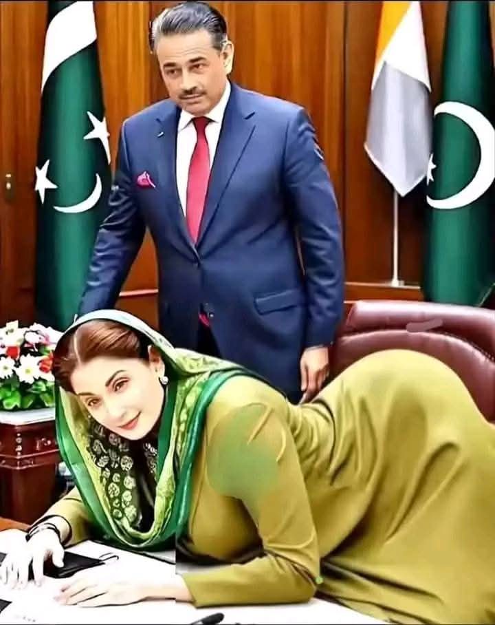 ایتھے ویکھ ملنگی موجاں ہی موجاں شام سویرے ہن موجاں ہی موجاں 😆😅😂