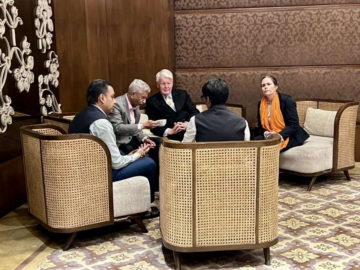 Grateful to India’s External Affair’s Minister <a href="/DrSJaishankar/">Dr. S. Jaishankar</a> ji for addressing the first-ever <a href="/_Arctic_Circle/">Arctic Circle</a> India Forum in partnership with <a href="/orfonline/">ORF</a>. His presence reflects India’s growing strategic &amp; environmental interest in the #Arctic—a cause long championed by