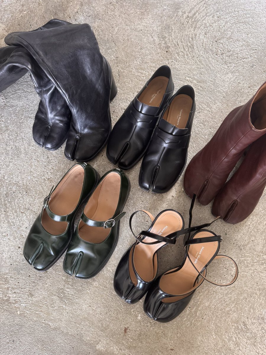 sen_vz's tweet photo. My small tabi margiela collection https://t.co/GIRlsO50RX