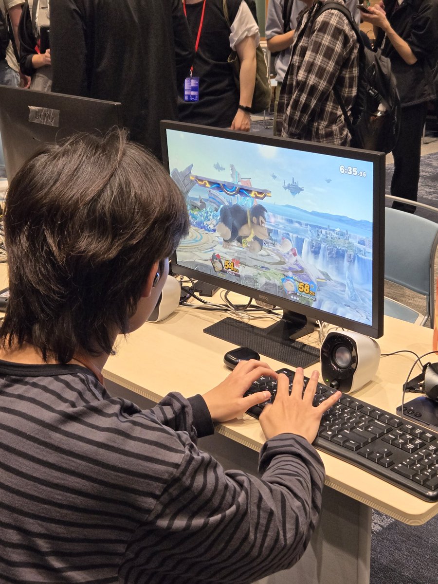 We have 0 Olimar in Europe.
Meanwhile in Korea they have <a href="/muyah01478/">MUYAHOOO_</a> who plays Olimar using a fcking keyboard and makes top 500 at the Uber-SP Tier-Everyone is here-Kagaribi 13.
I can't.