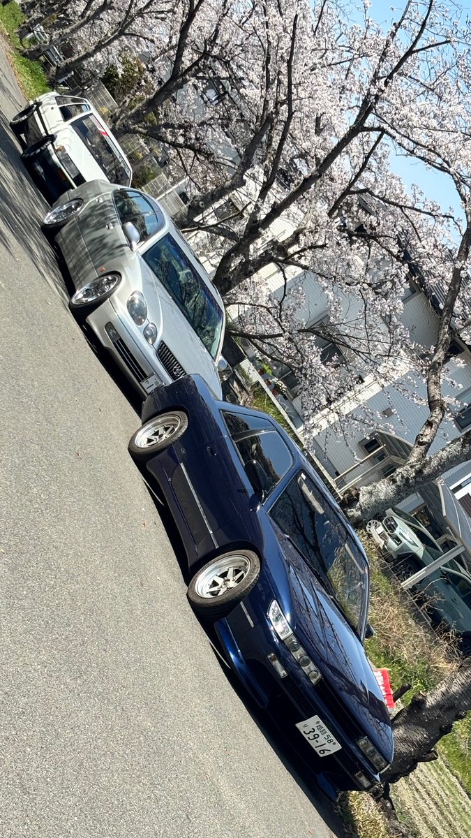 HIROS13Qs's tweet photo. 趣味車 S13 シルビア
通勤車 CT21S ワゴンR
遠出車 50プリウス
いつか車検通そう車 3.5 ゼロクラ
ギャル車作ろかな車 JB1 ライフ

今こんな感じ https://t.co/9uuNW2eiAE