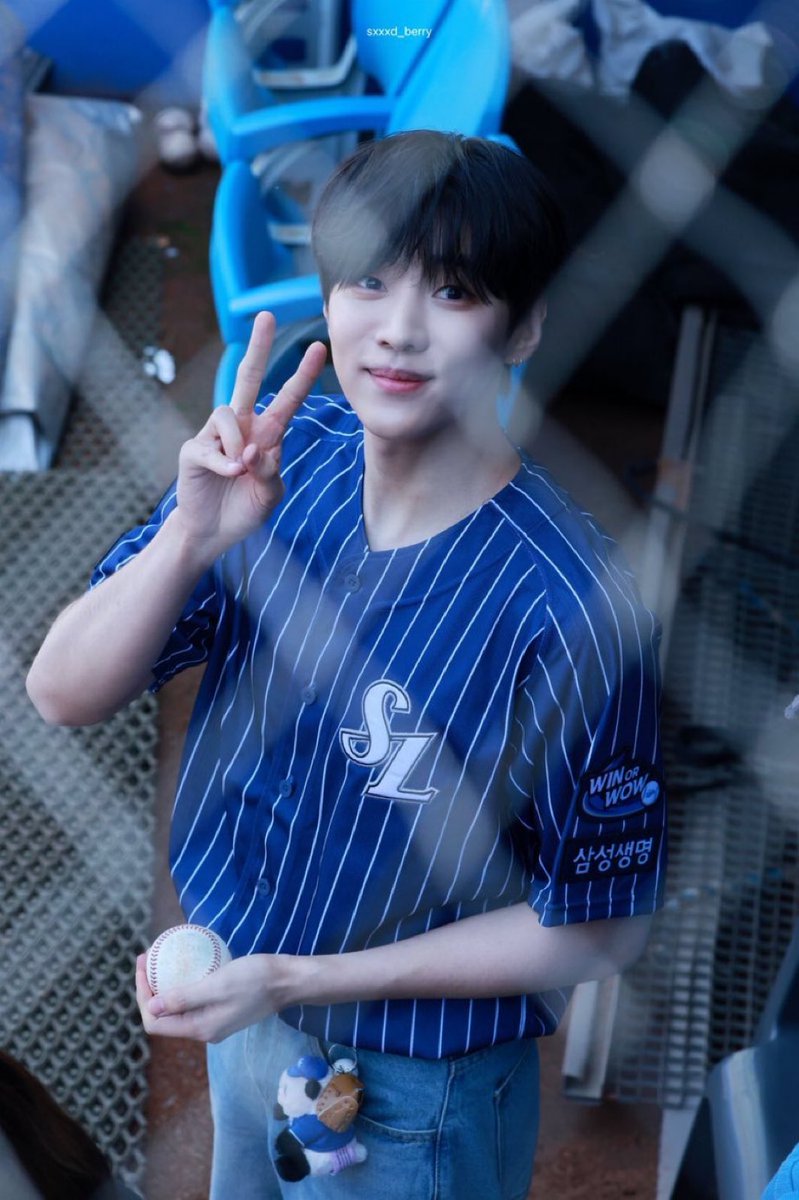 미친 확신의 쿨톤 인간 삼성 대구의 아들 그라운드의 포카리